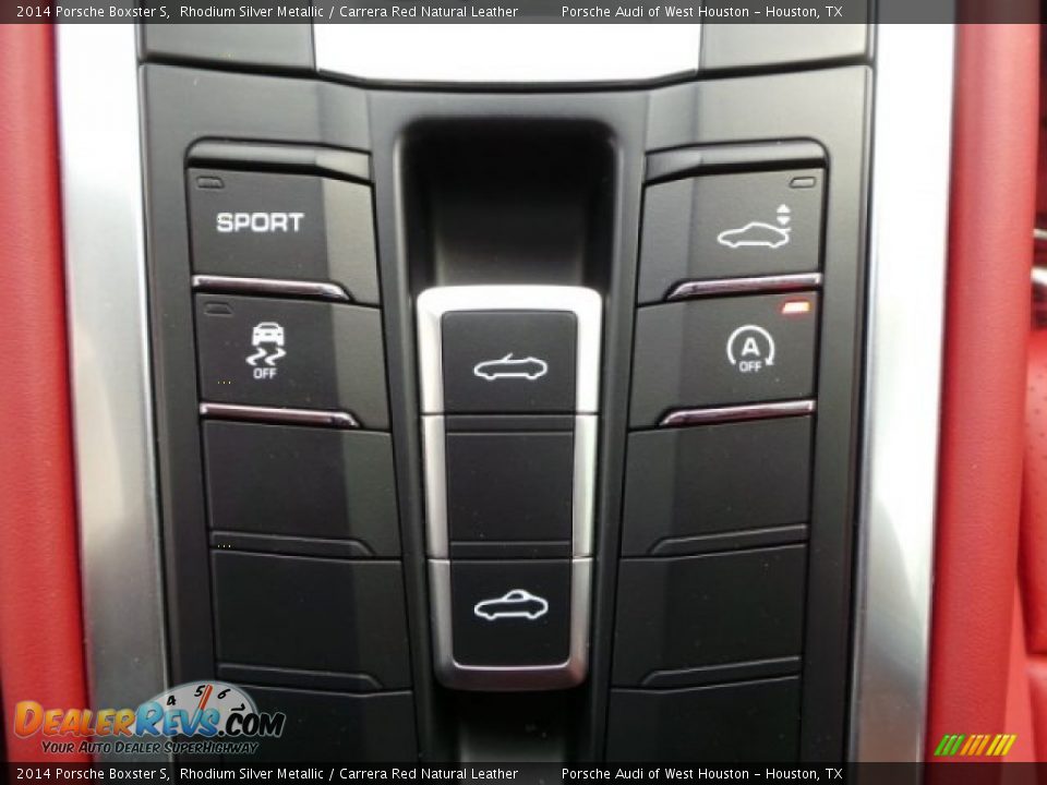 Controls of 2014 Porsche Boxster S Photo #20