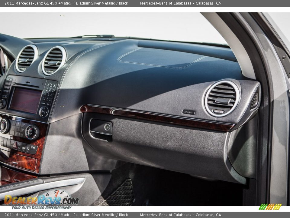 2011 Mercedes-Benz GL 450 4Matic Palladium Silver Metallic / Black Photo #23