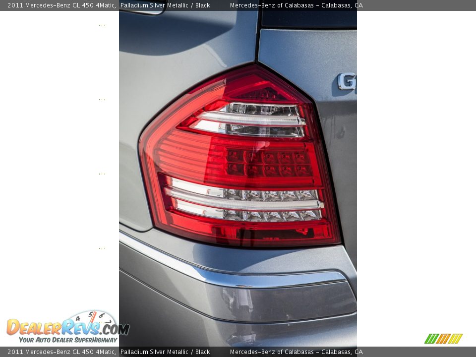 2011 Mercedes-Benz GL 450 4Matic Palladium Silver Metallic / Black Photo #29