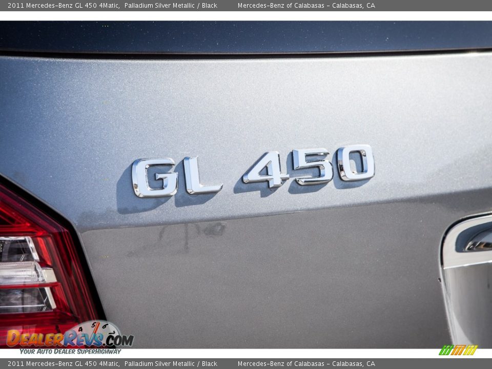2011 Mercedes-Benz GL 450 4Matic Palladium Silver Metallic / Black Photo #30