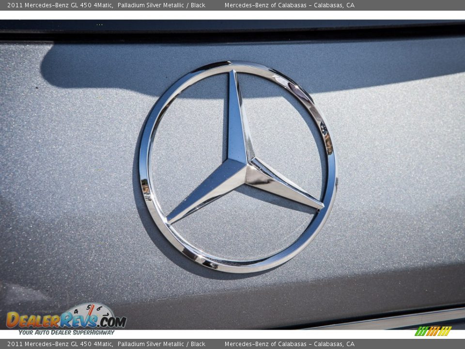 2011 Mercedes-Benz GL 450 4Matic Palladium Silver Metallic / Black Photo #31