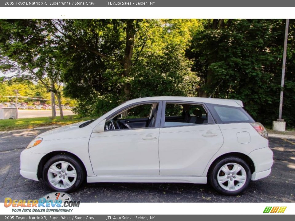 2005 Toyota Matrix XR Super White / Stone Gray Photo #3