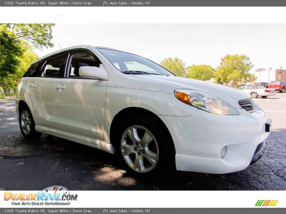 2005 Toyota Matrix XR Super White / Stone Gray Photo #8