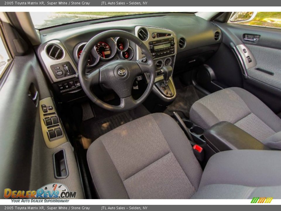 2005 Toyota Matrix XR Super White / Stone Gray Photo #13