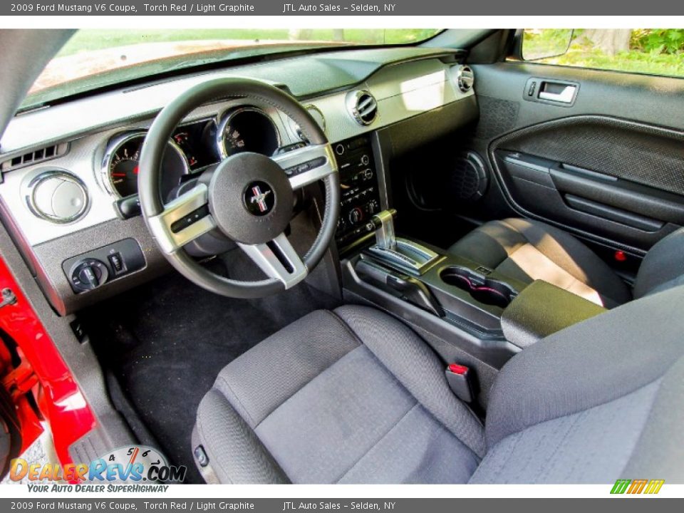 Light Graphite Interior - 2009 Ford Mustang V6 Coupe Photo #15