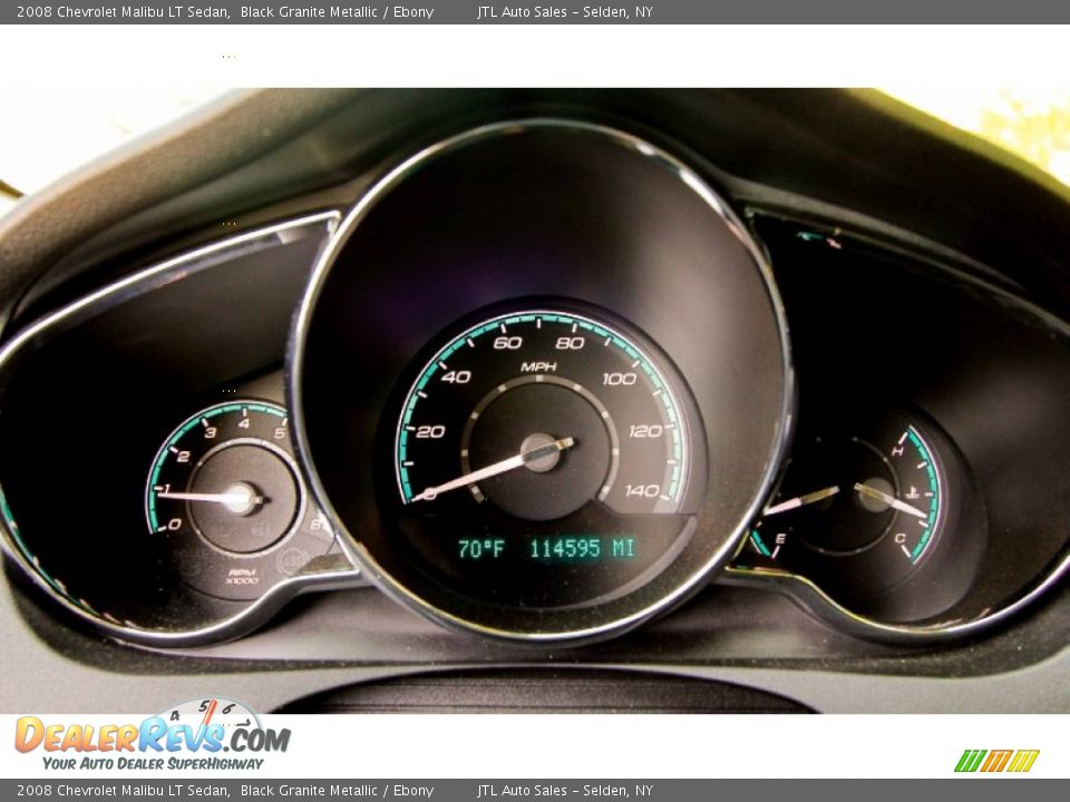 2008 Chevrolet Malibu LT Sedan Gauges Photo #19