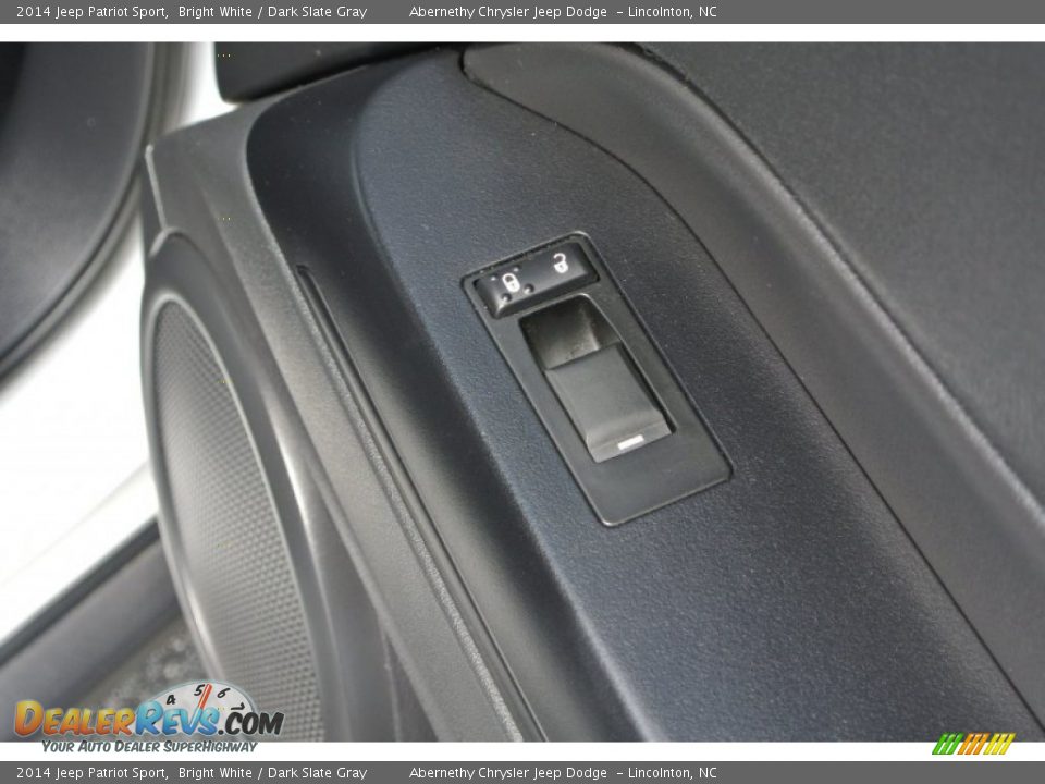 2014 Jeep Patriot Sport Bright White / Dark Slate Gray Photo #22