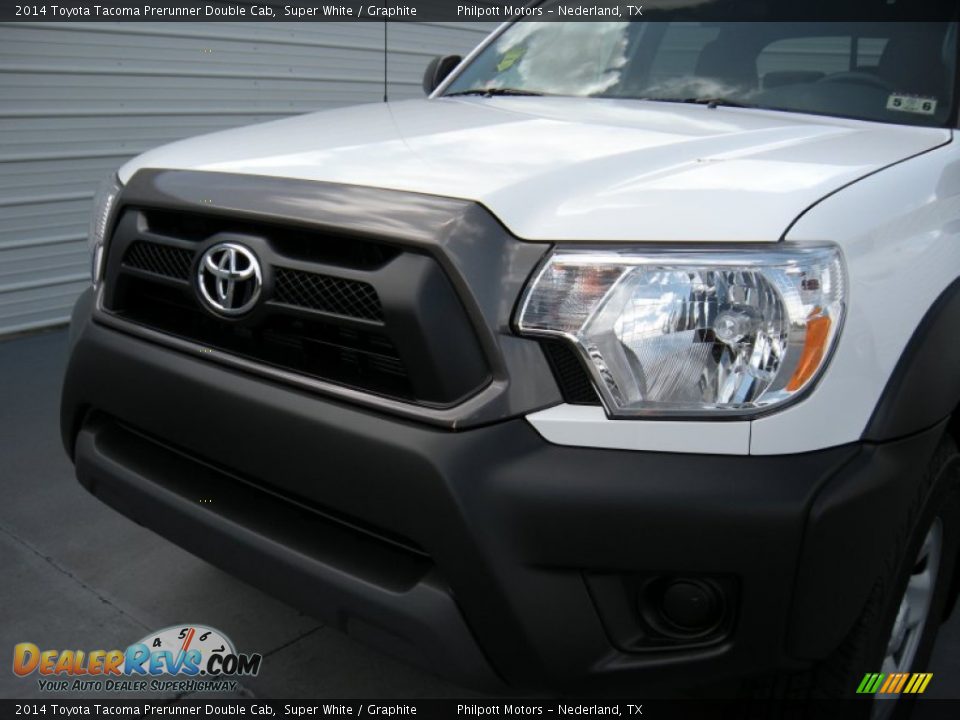 2014 Toyota Tacoma Prerunner Double Cab Super White / Graphite Photo #10