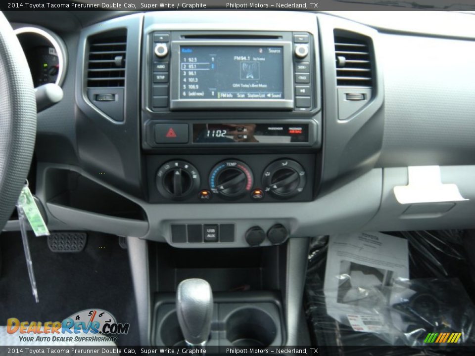 2014 Toyota Tacoma Prerunner Double Cab Super White / Graphite Photo #26