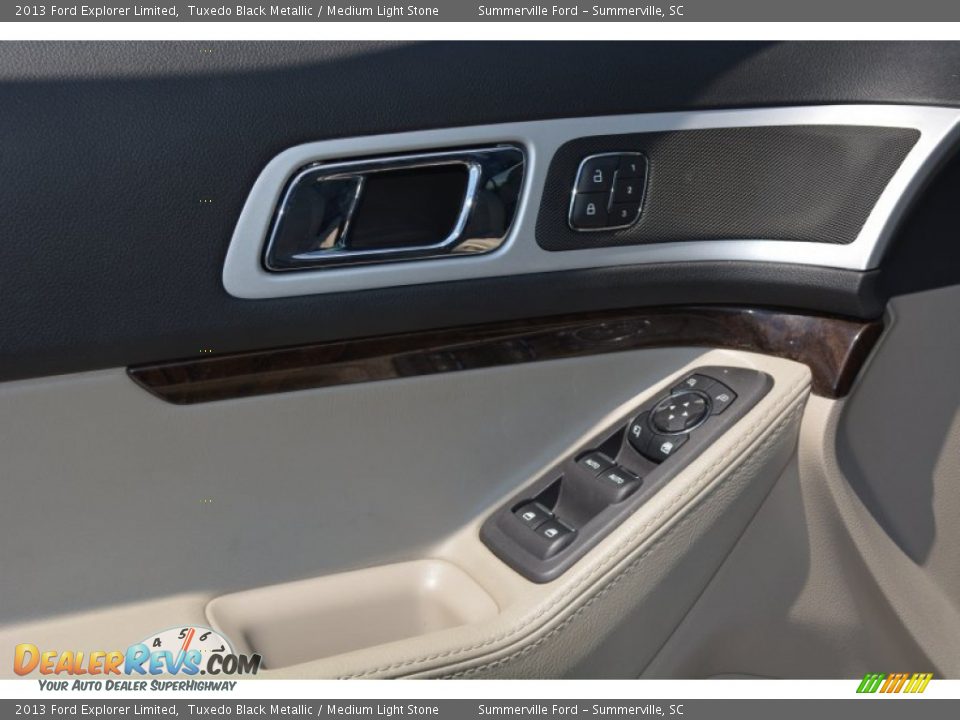 2013 Ford Explorer Limited Tuxedo Black Metallic / Medium Light Stone Photo #14