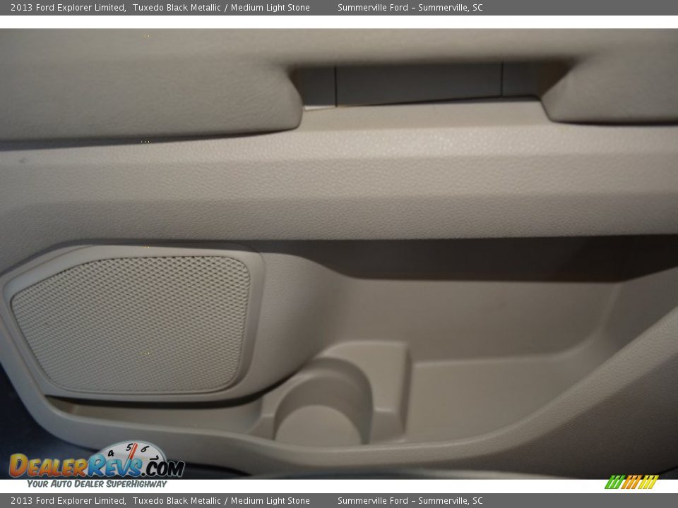 2013 Ford Explorer Limited Tuxedo Black Metallic / Medium Light Stone Photo #21