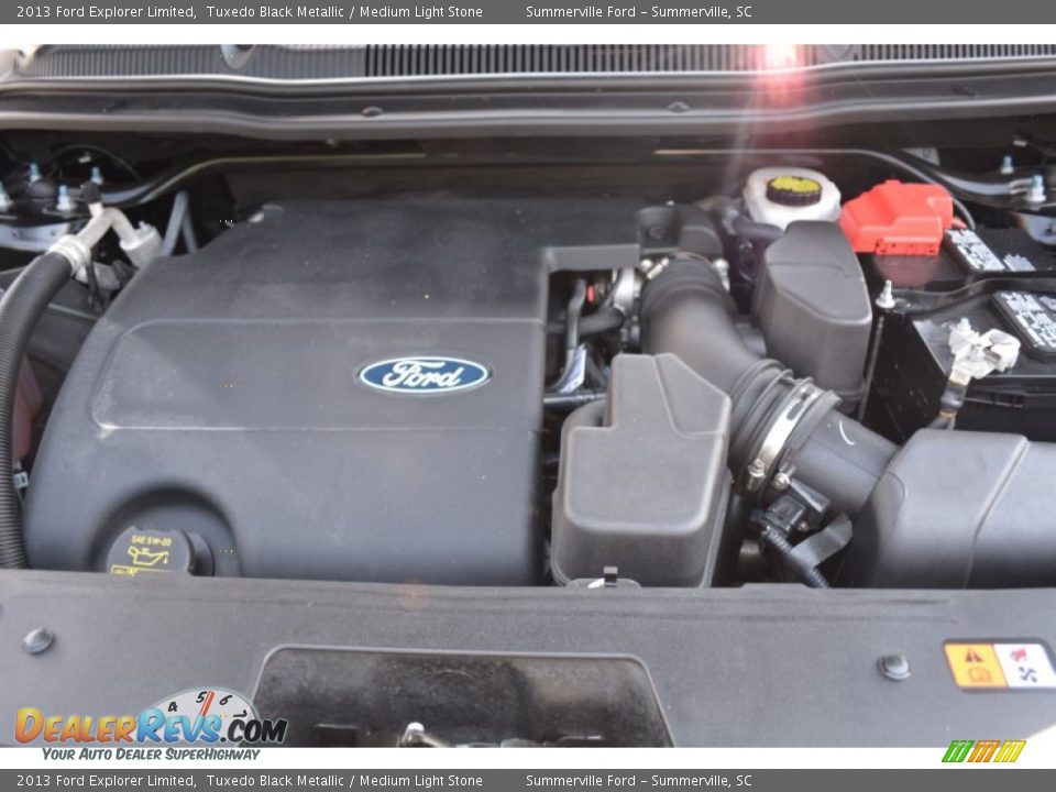 2013 Ford Explorer Limited Tuxedo Black Metallic / Medium Light Stone Photo #24