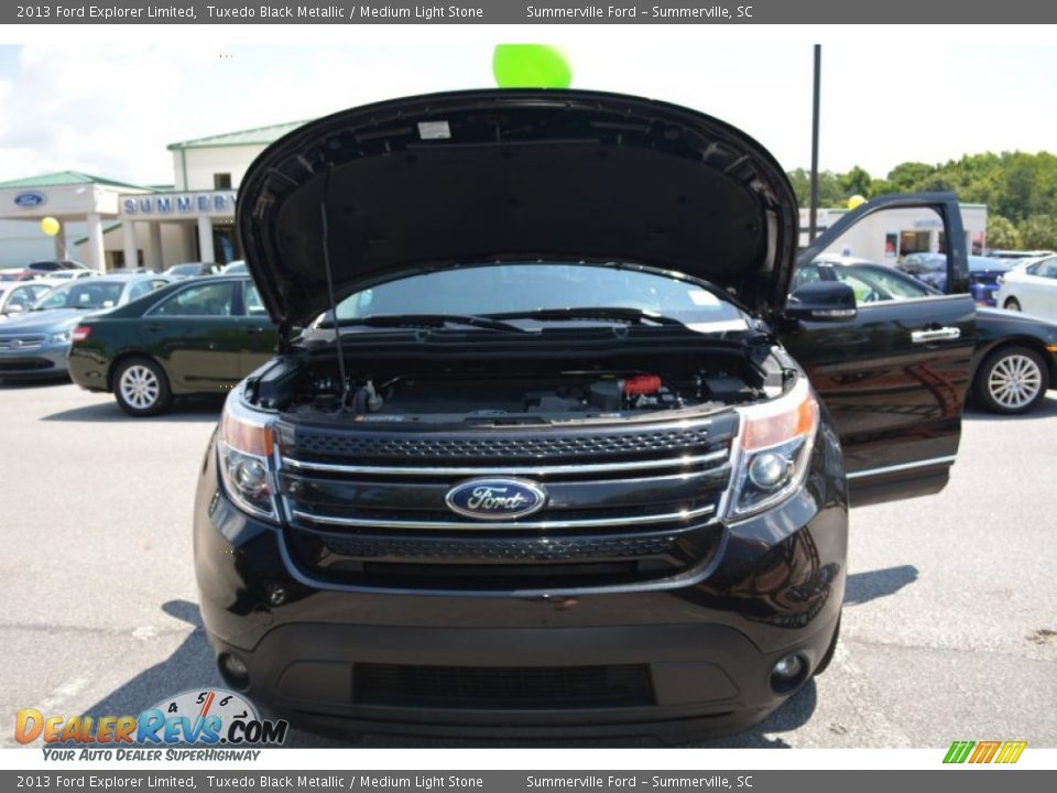 2013 Ford Explorer Limited Tuxedo Black Metallic / Medium Light Stone Photo #27