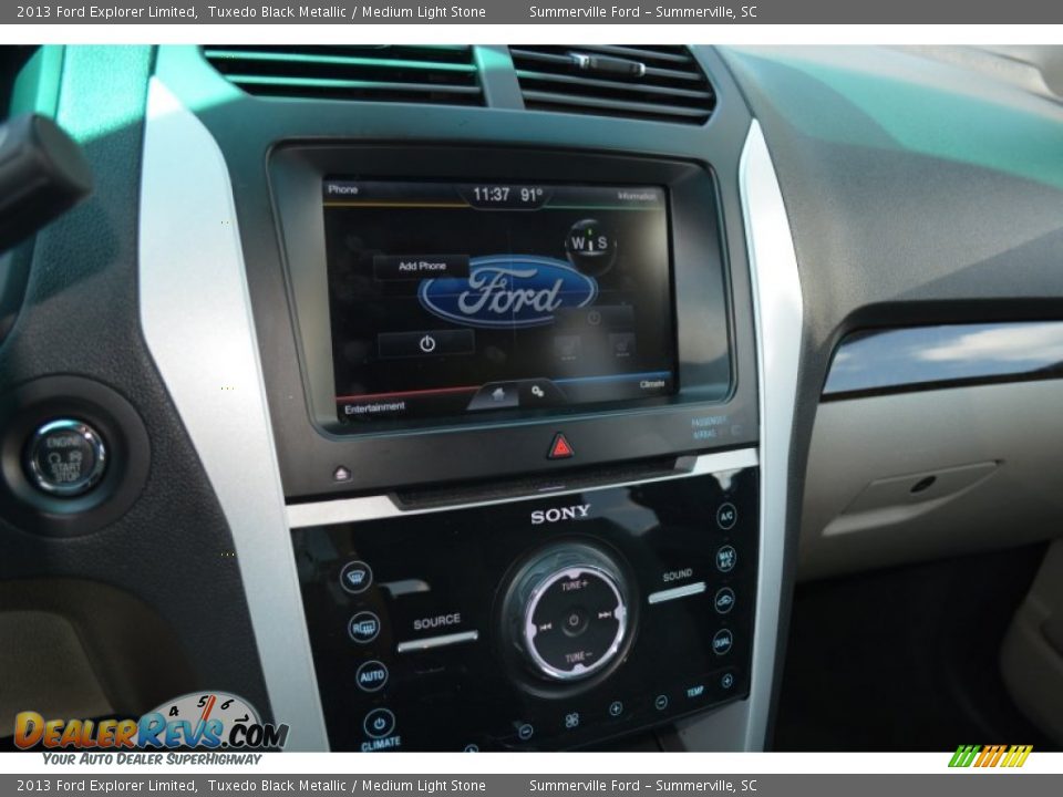 2013 Ford Explorer Limited Tuxedo Black Metallic / Medium Light Stone Photo #28