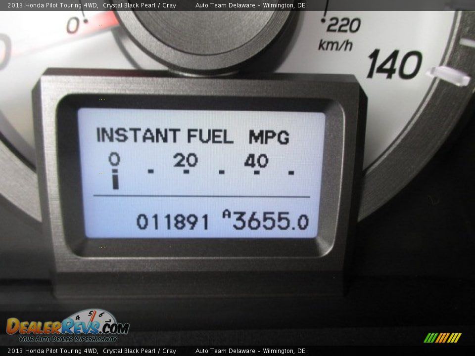 2013 Honda Pilot Touring 4WD Crystal Black Pearl / Gray Photo #13