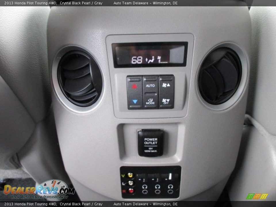 2013 Honda Pilot Touring 4WD Crystal Black Pearl / Gray Photo #20