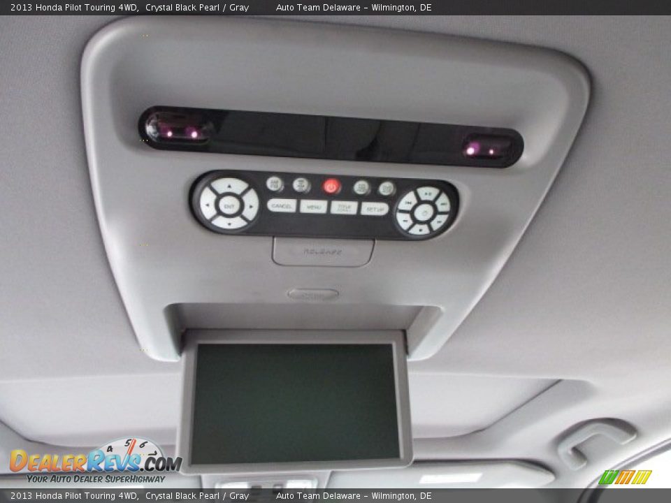 2013 Honda Pilot Touring 4WD Crystal Black Pearl / Gray Photo #21