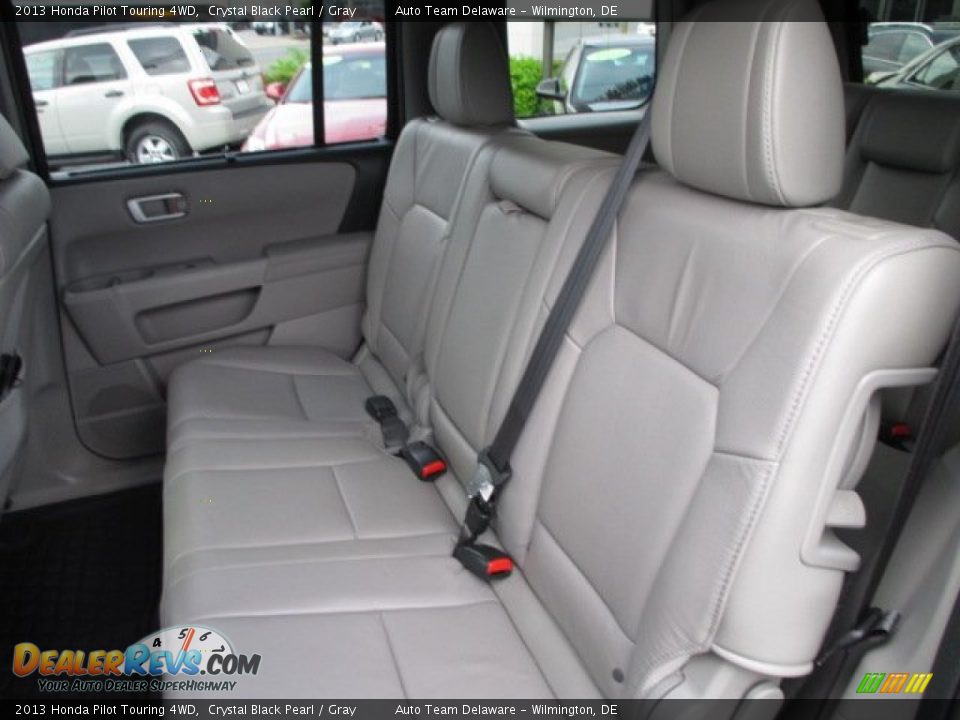 2013 Honda Pilot Touring 4WD Crystal Black Pearl / Gray Photo #24