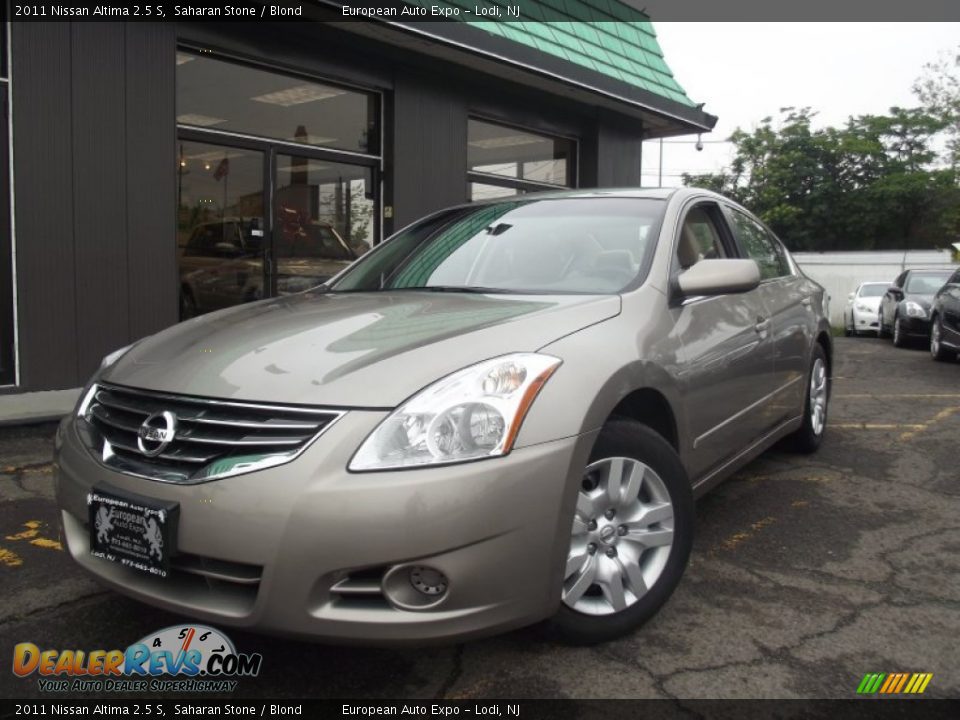 2011 Nissan Altima 2.5 S Saharan Stone / Blond Photo #1