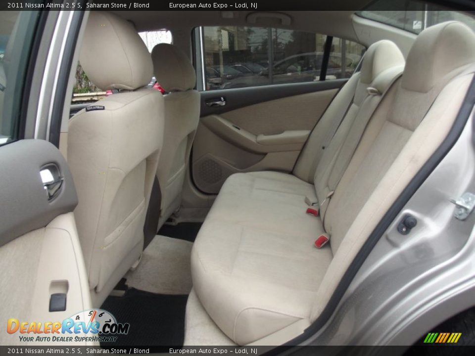 2011 Nissan Altima 2.5 S Saharan Stone / Blond Photo #10