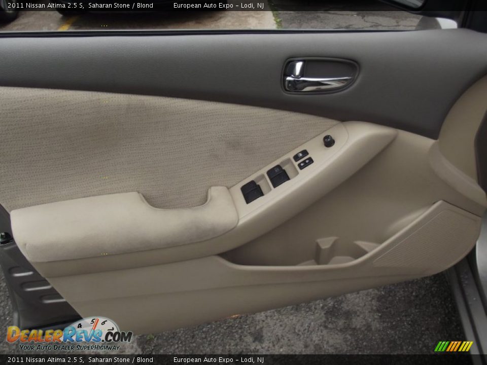 2011 Nissan Altima 2.5 S Saharan Stone / Blond Photo #14