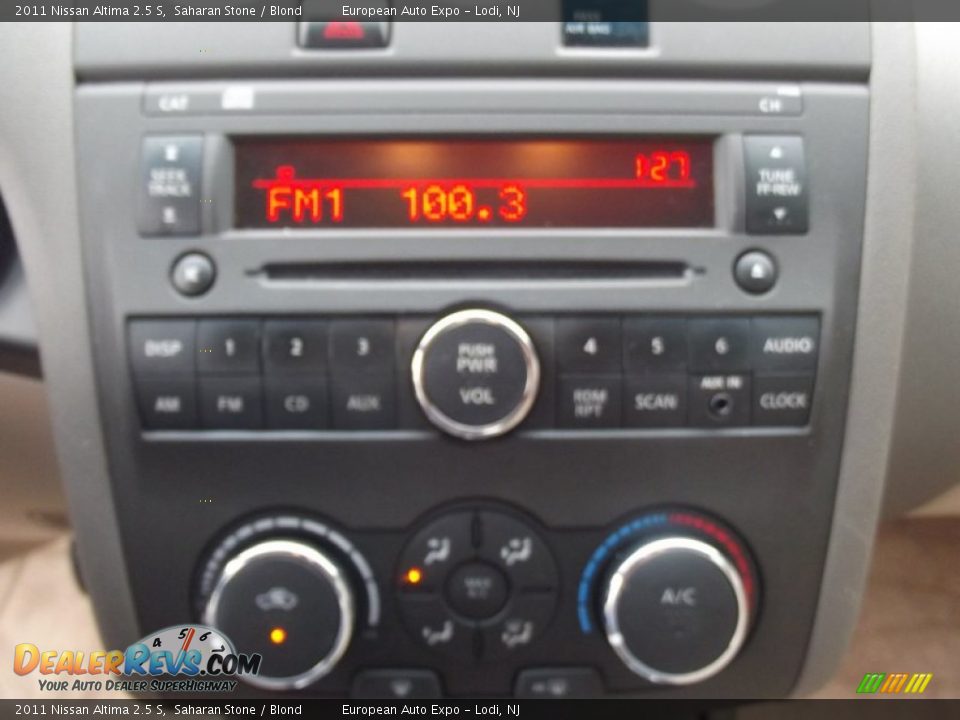 2011 Nissan Altima 2.5 S Saharan Stone / Blond Photo #20
