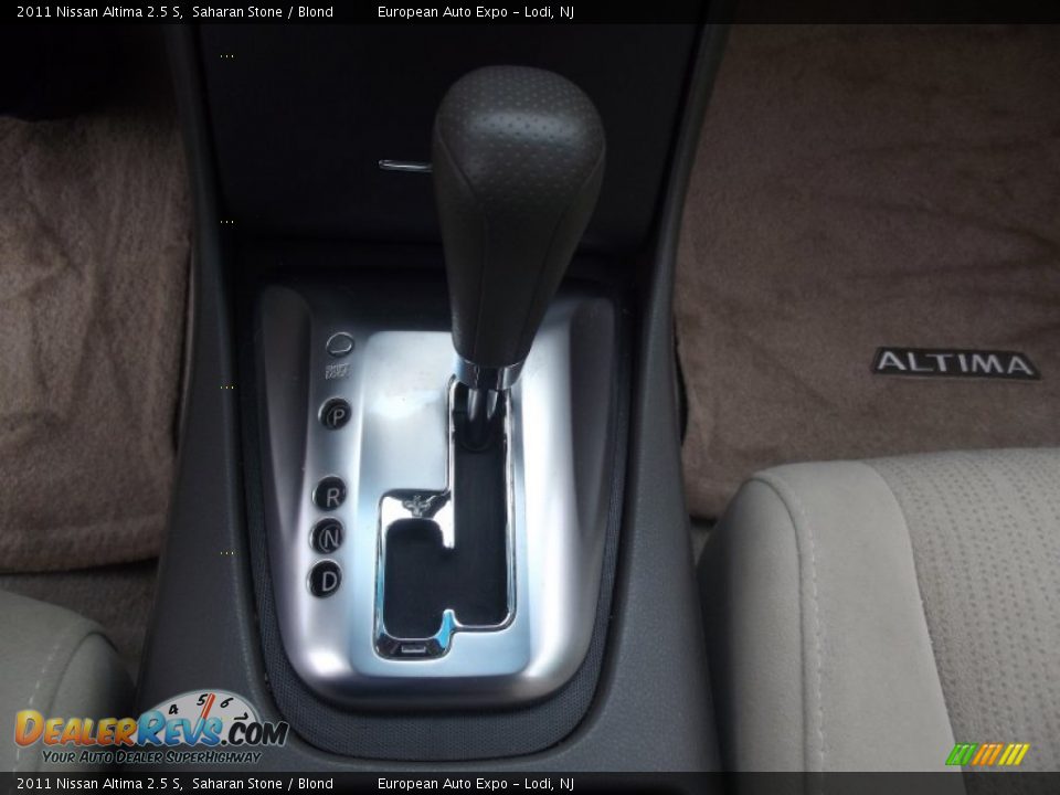 2011 Nissan Altima 2.5 S Saharan Stone / Blond Photo #23