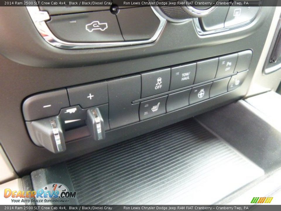 2014 Ram 2500 SLT Crew Cab 4x4 Black / Black/Diesel Gray Photo #18