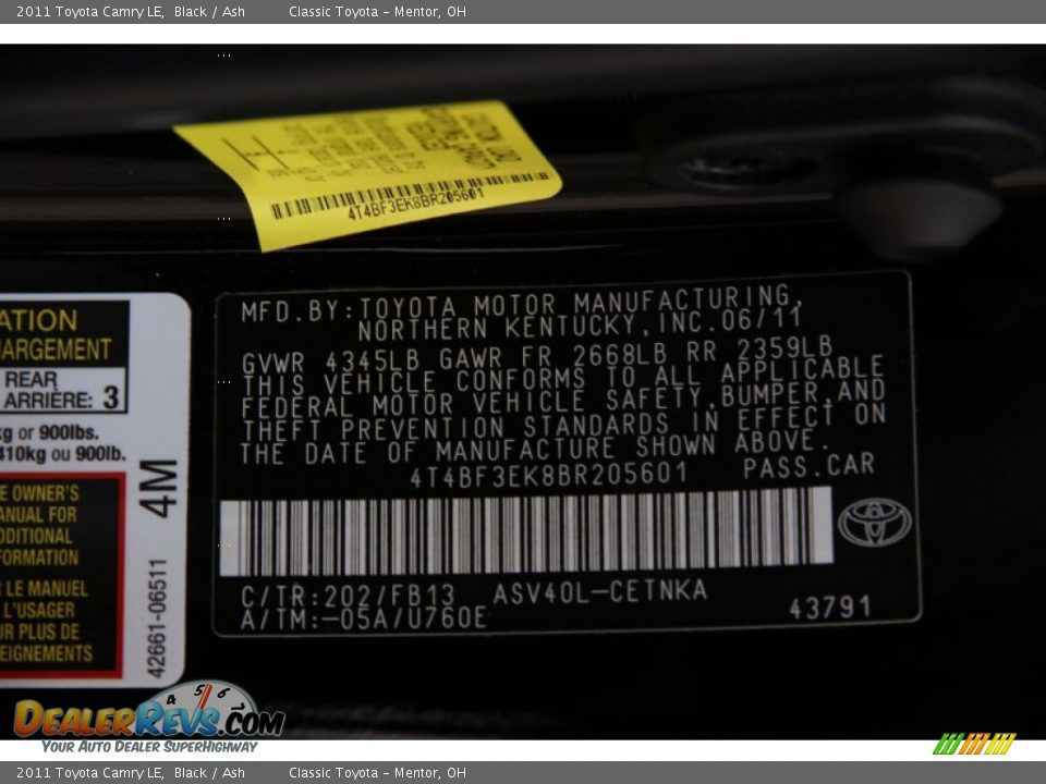 2011 Toyota Camry LE Black / Ash Photo #16