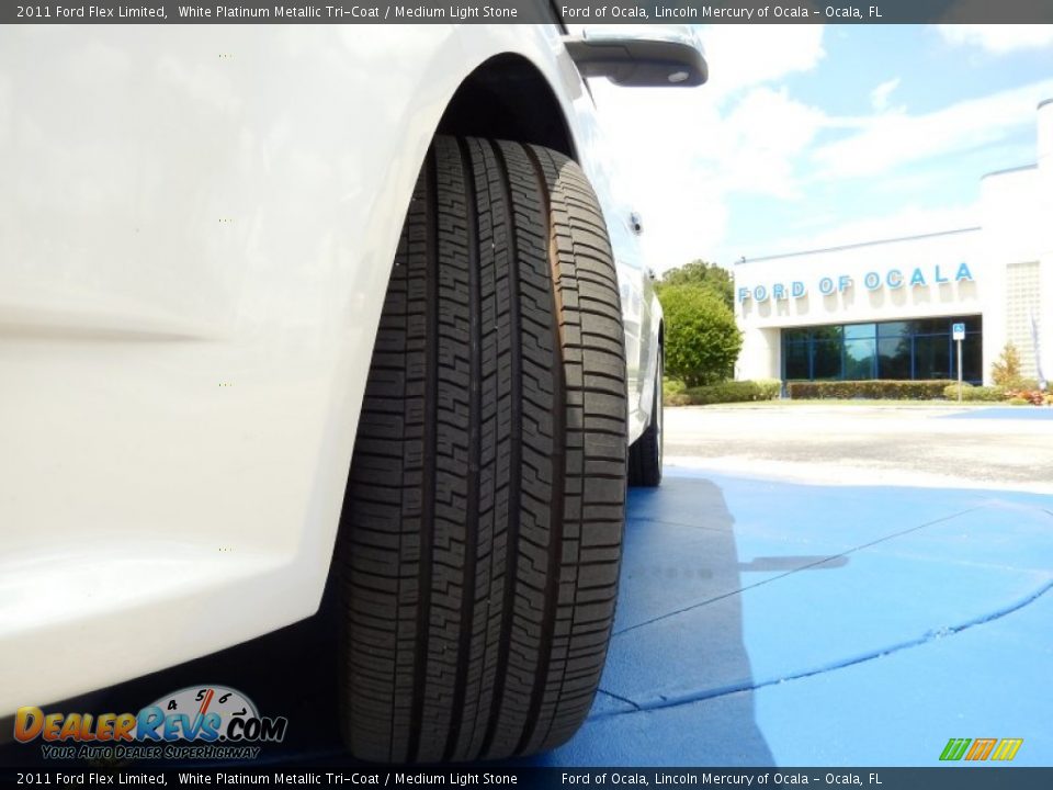 2011 Ford Flex Limited White Platinum Metallic Tri-Coat / Medium Light Stone Photo #12