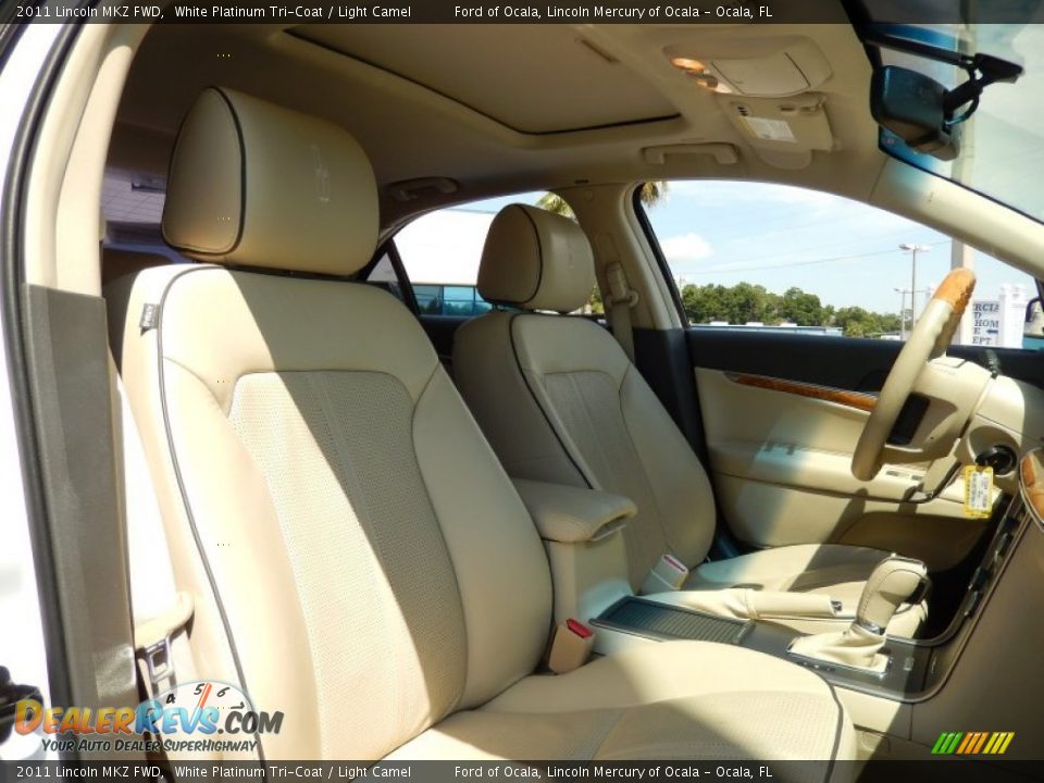 2011 Lincoln MKZ FWD White Platinum Tri-Coat / Light Camel Photo #18