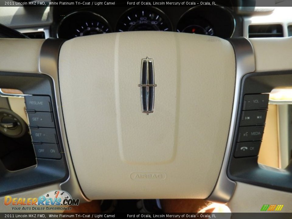 2011 Lincoln MKZ FWD White Platinum Tri-Coat / Light Camel Photo #25