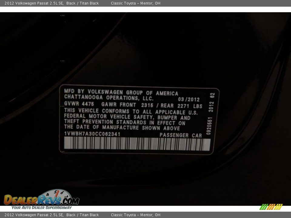 2012 Volkswagen Passat 2.5L SE Black / Titan Black Photo #27