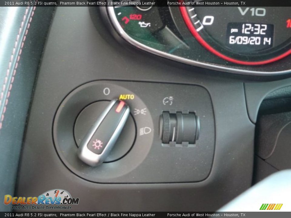 2011 Audi R8 5.2 FSI quattro Phantom Black Pearl Effect / Black Fine Nappa Leather Photo #28