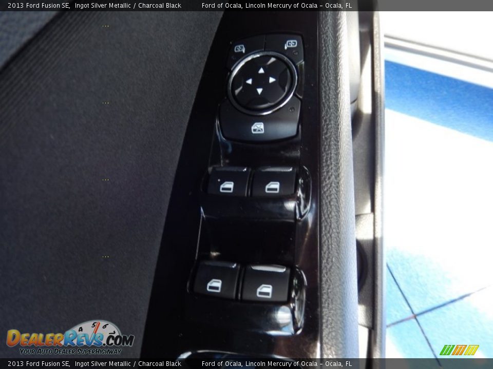 2013 Ford Fusion SE Ingot Silver Metallic / Charcoal Black Photo #15