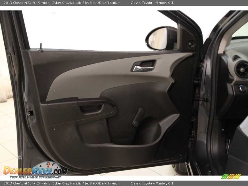 Door Panel of 2013 Chevrolet Sonic LS Hatch Photo #4