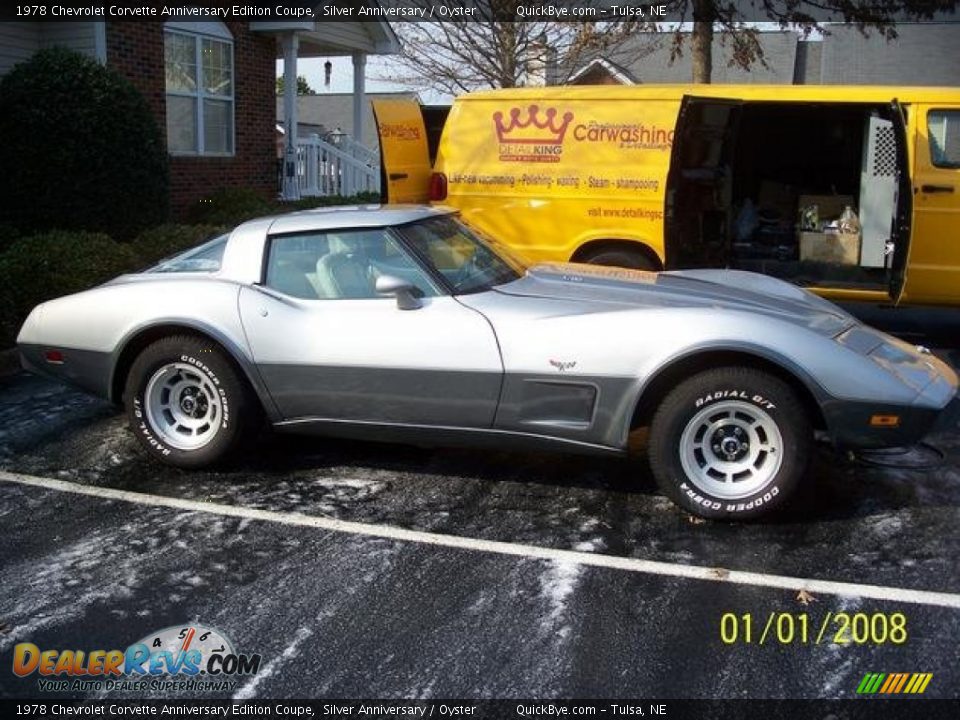 1978 Chevrolet Corvette Anniversary Edition Coupe Silver Anniversary / Oyster Photo #3