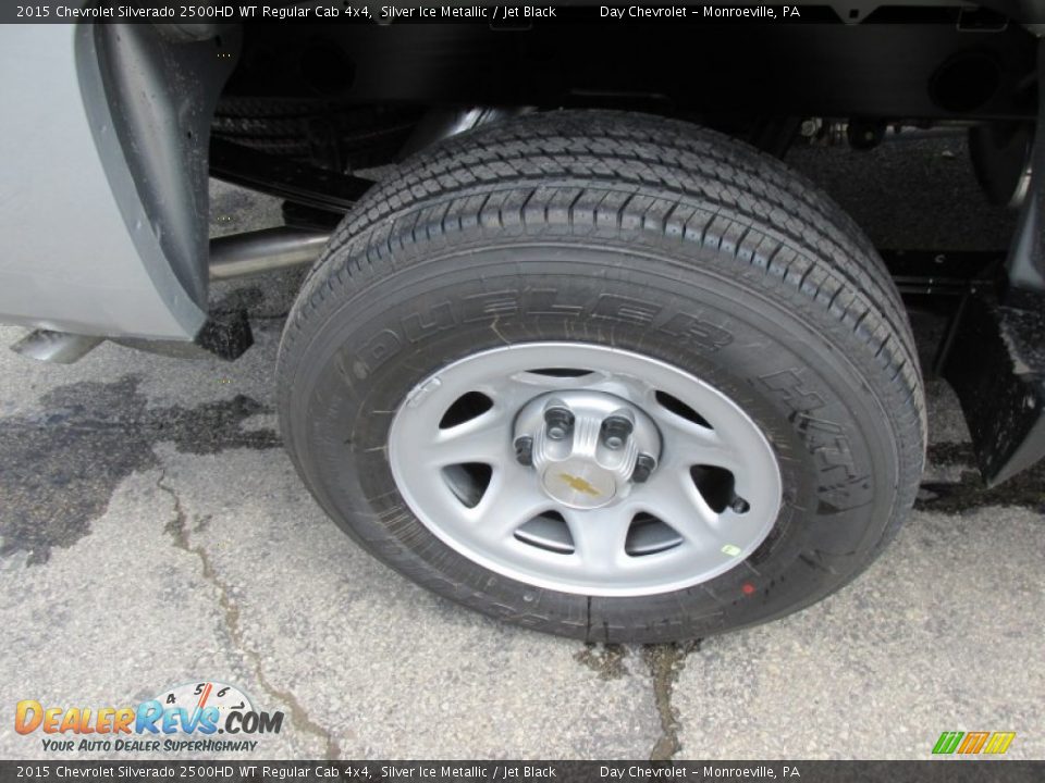 2015 Chevrolet Silverado 2500HD WT Regular Cab 4x4 Silver Ice Metallic / Jet Black Photo #3