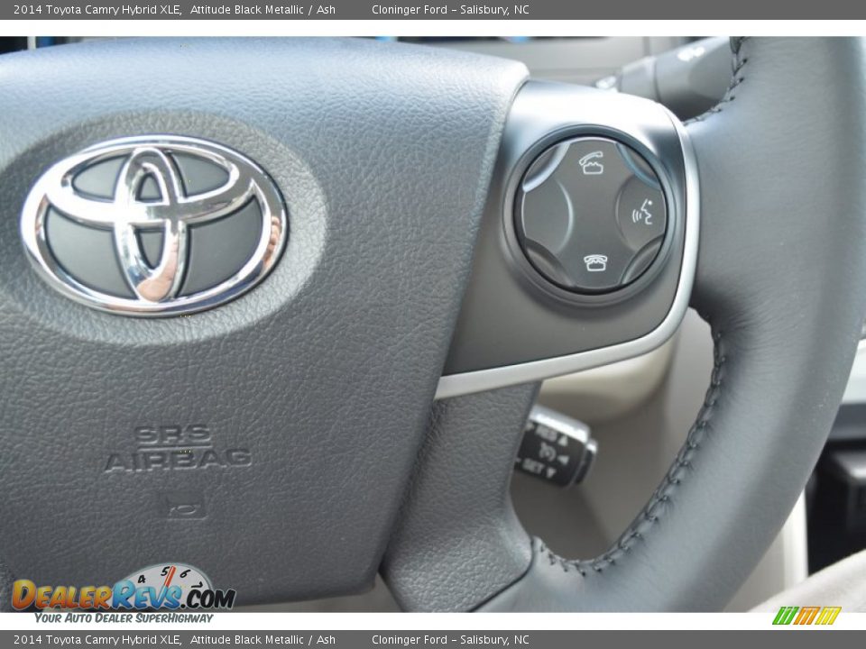 2014 Toyota Camry Hybrid XLE Attitude Black Metallic / Ash Photo #24