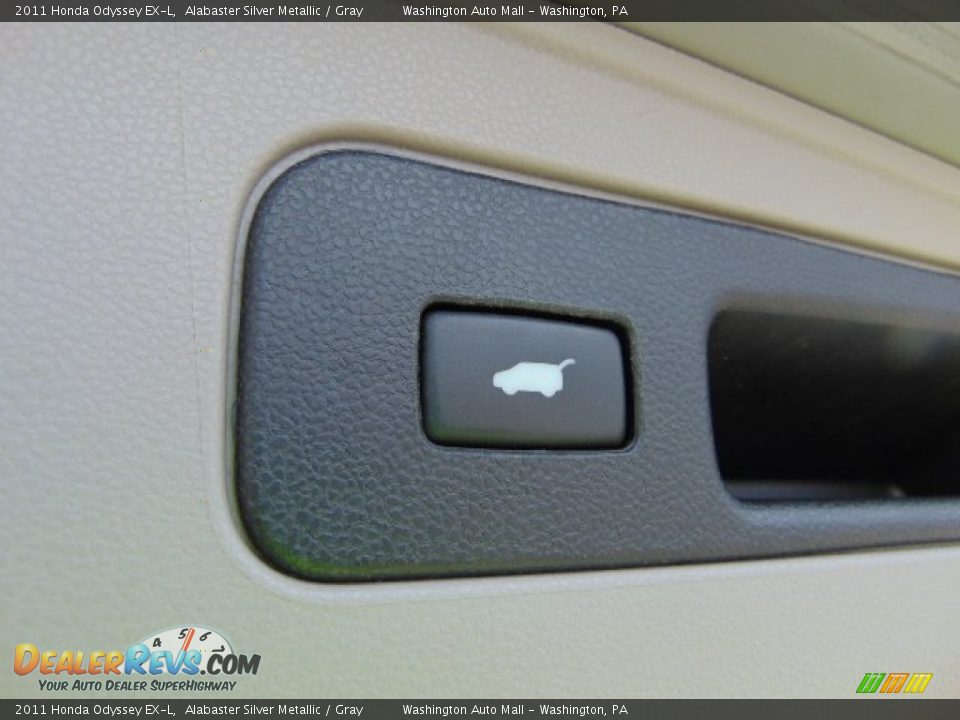 2011 Honda Odyssey EX-L Alabaster Silver Metallic / Gray Photo #18