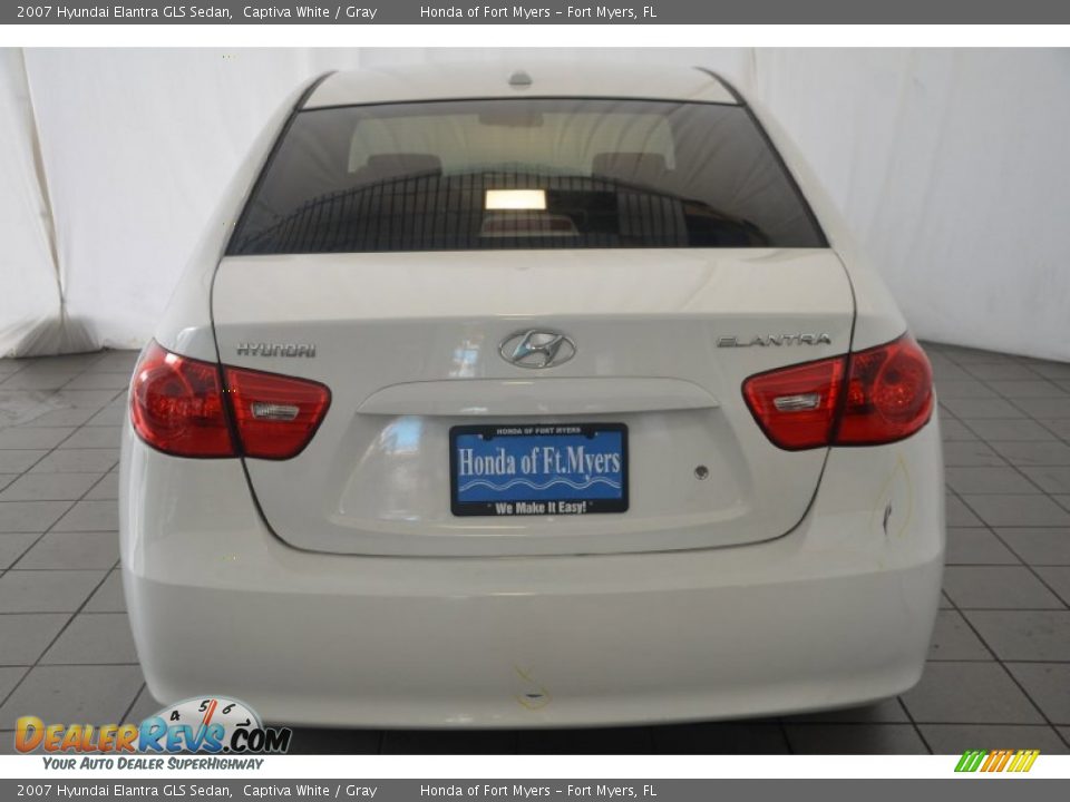 2007 Hyundai Elantra GLS Sedan Captiva White / Gray Photo #7