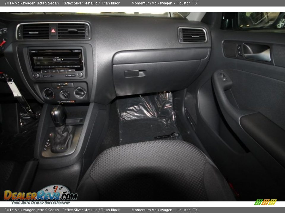 2014 Volkswagen Jetta S Sedan Reflex Silver Metallic / Titan Black Photo #14
