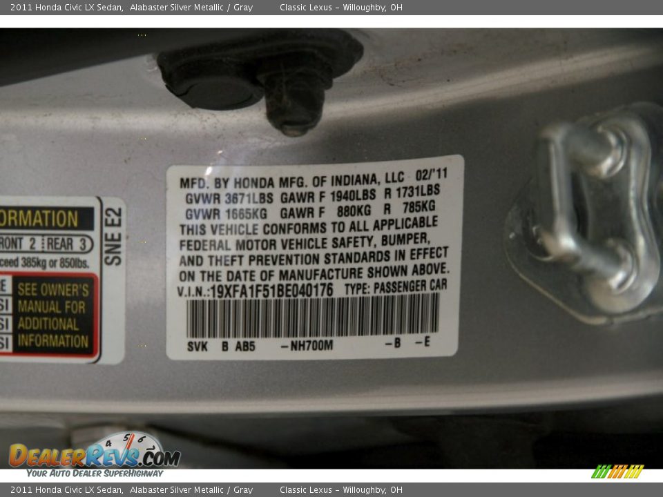 2011 Honda Civic LX Sedan Alabaster Silver Metallic / Gray Photo #16