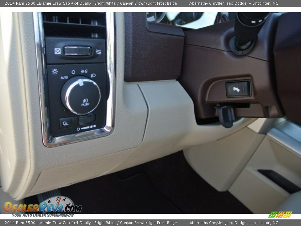 2014 Ram 3500 Laramie Crew Cab 4x4 Dually Bright White / Canyon Brown/Light Frost Beige Photo #11