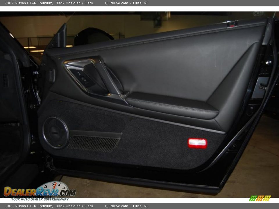 2009 Nissan GT-R Premium Black Obsidian / Black Photo #13