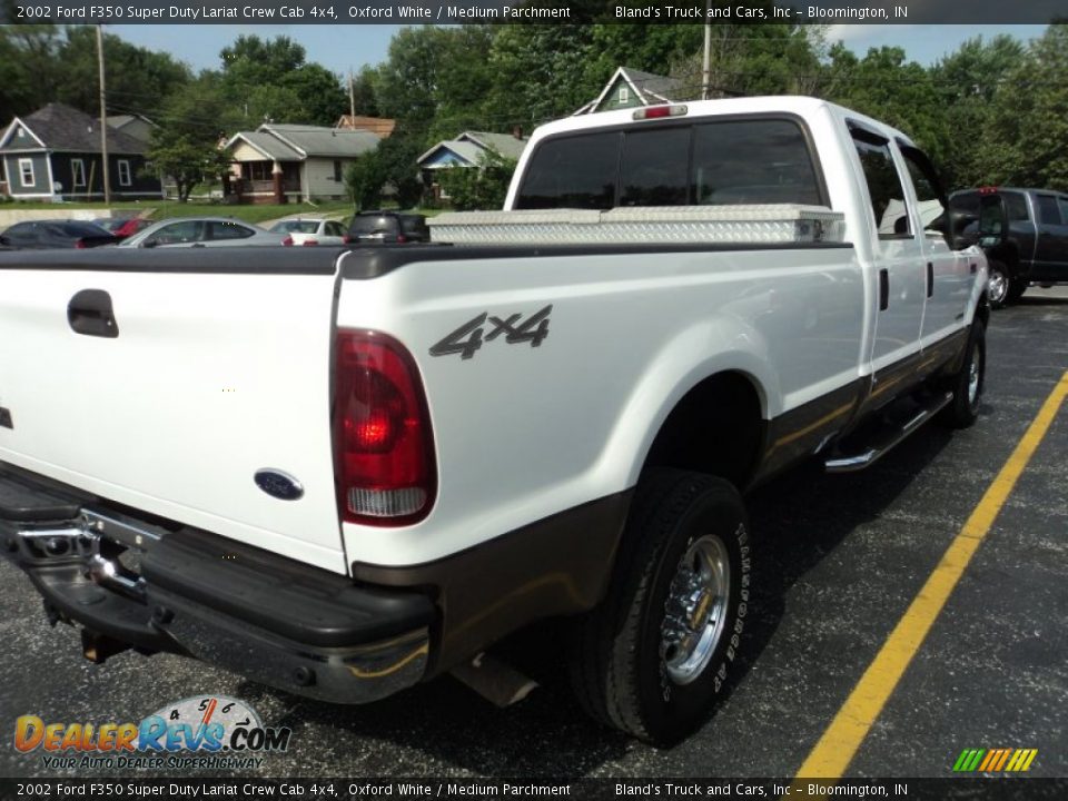 2002 Ford F350 Super Duty Lariat Crew Cab 4x4 Oxford White / Medium Parchment Photo #3
