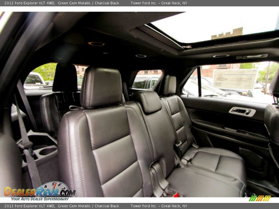 2013 Ford Explorer XLT 4WD Green Gem Metallic / Charcoal Black Photo #32