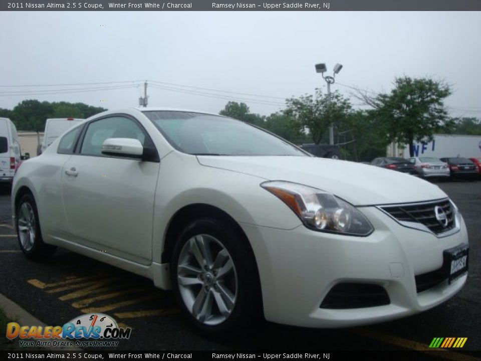 2011 Nissan Altima 2.5 S Coupe Winter Frost White / Charcoal Photo #3