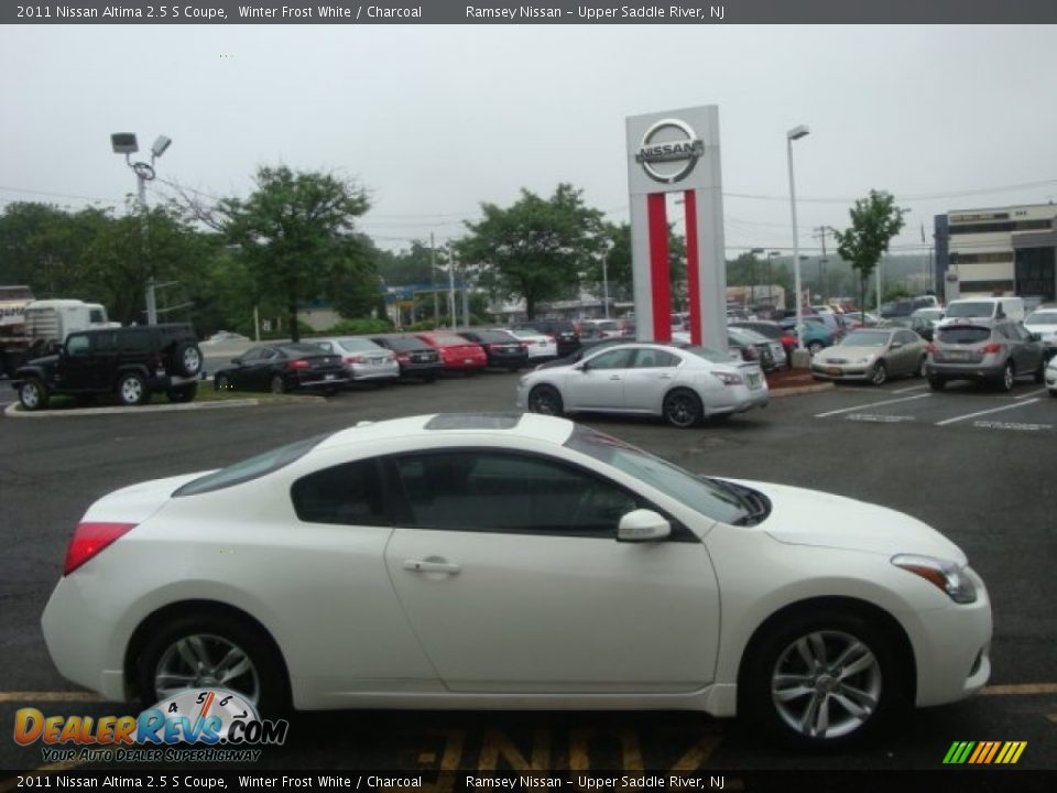 2011 Nissan Altima 2.5 S Coupe Winter Frost White / Charcoal Photo #4
