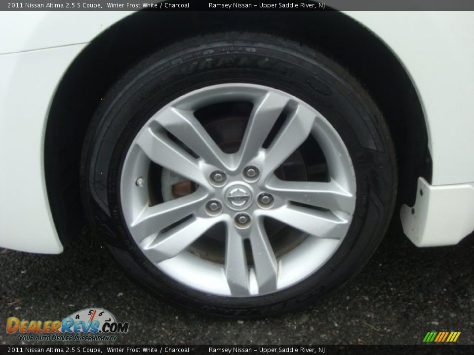 2011 Nissan Altima 2.5 S Coupe Winter Frost White / Charcoal Photo #9
